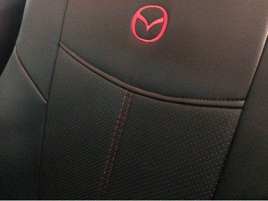 Авточехлы на Mazda 6 GH