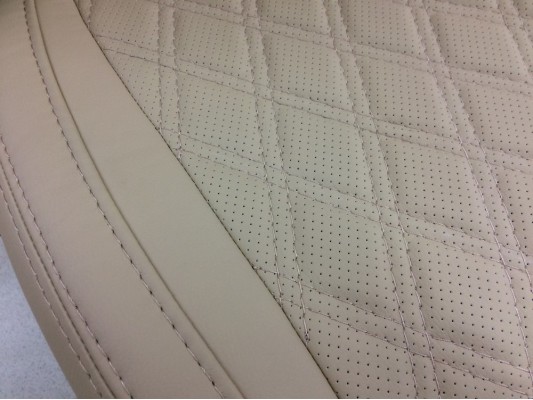 Авточехлы на Mitsubishi Outlander 3