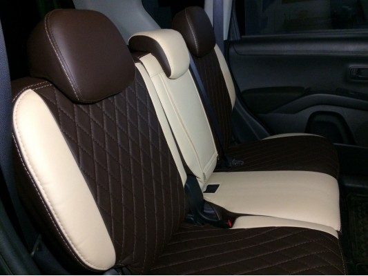 Авточехлы на Mitsubishi Outlander XL