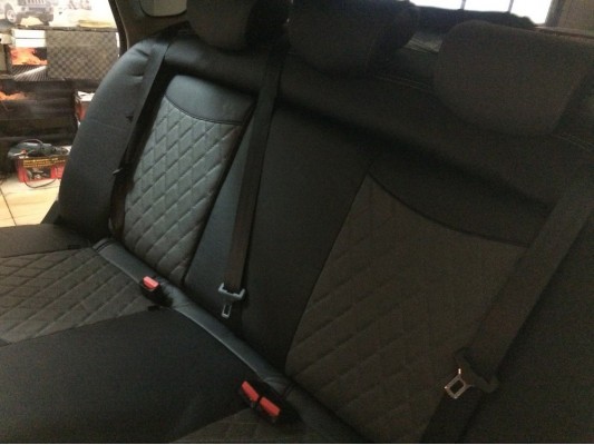 Авточехлы на Nissan Almera G15