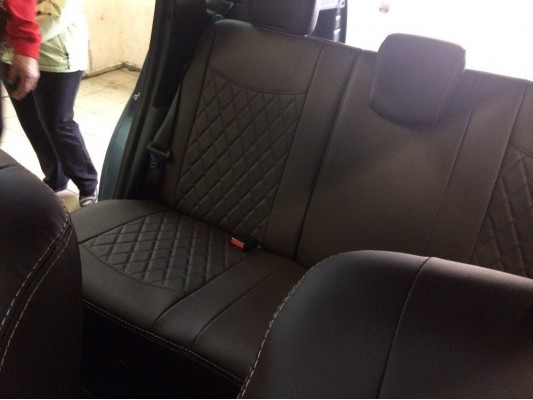 Авточехлы на Nissan Terrano