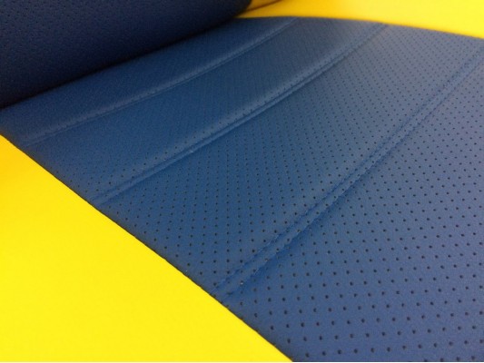 Авточехлы на Renault Logan