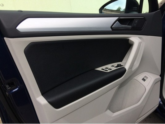 Перетяжка дверных карт