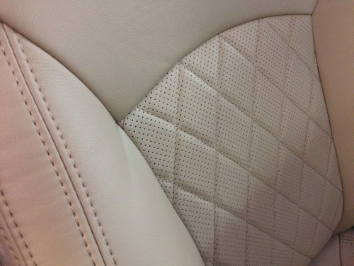 Варианты прострочек каркасных авточехлов Dress4car