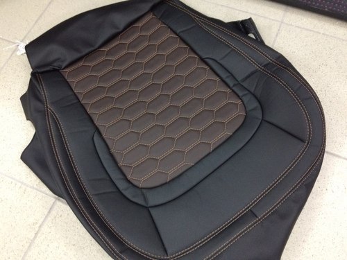 Процесс установки каркасных авточехлов Dress4car