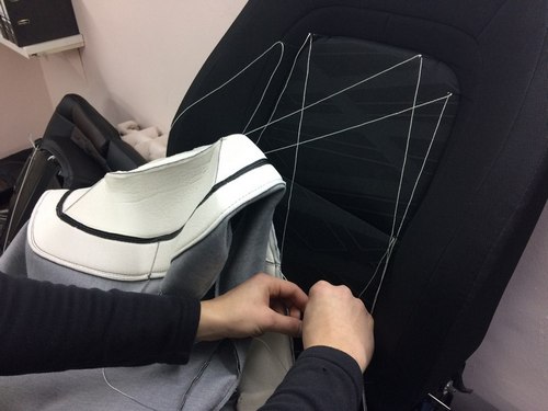 Процесс установки каркасных авточехлов Dress4car